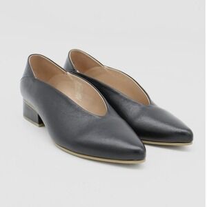 Stivali New York Louvre Slip-On Loafers Black Leather Size US 6/EU 36 $175 MSRP